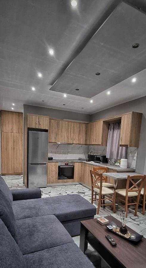 Mimarxos Luxury Apartments Chalkida Bagian luar foto