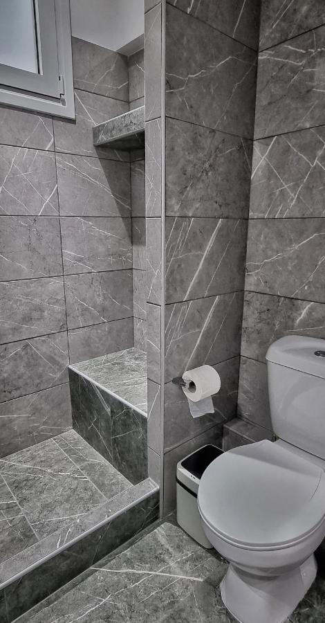 Mimarxos Luxury Apartments Chalkida Bagian luar foto