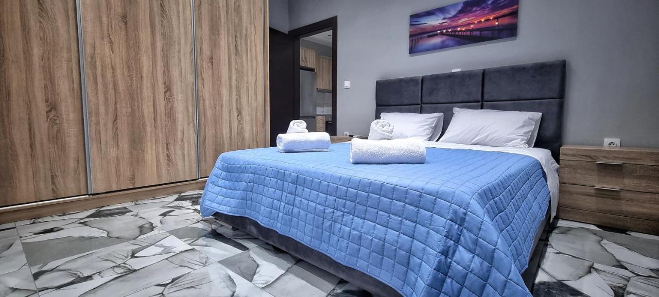Mimarxos Luxury Apartments Chalkida Bagian luar foto